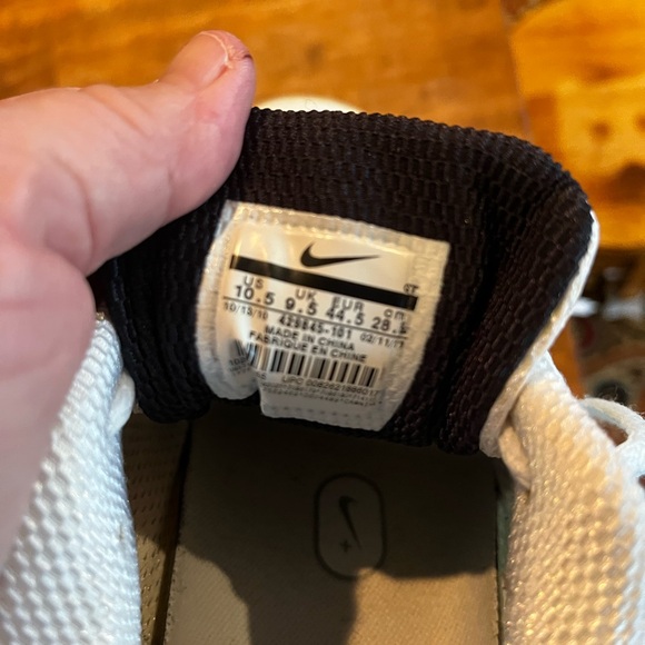 Nike Airmax Flywire running shoe. White, yellow and lime green 10.5 - Picture 5 of 6